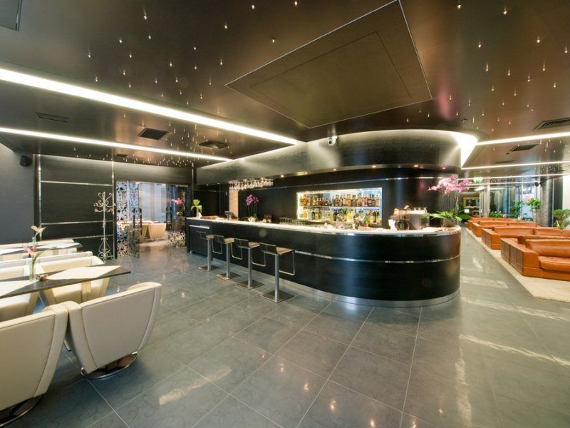 Hotelli Royal Square & 5*